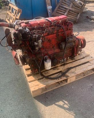 Motore Perkins 6 cilindri tipo 6-354