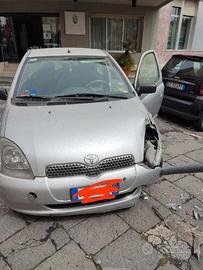 Toyota Yaris prima serie incidentata ma marciante