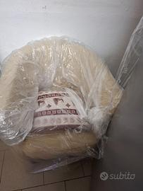 piccola poltrona da camera