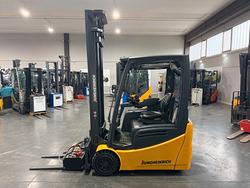 CARRELLO ELEVATORE ELETTRICO JUNGHEINRICH 16 QUINT