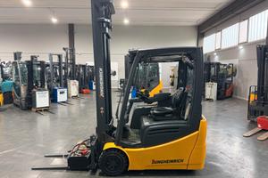 CARRELLO ELEVATORE ELETTRICO JUNGHEINRICH 16 QUINT