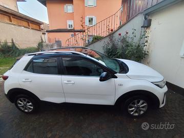 Kia stonic 1400 benzina style