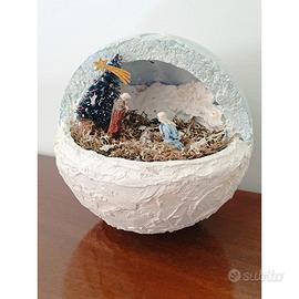 Sfera di Natale decorata a mano 
