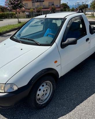 Pick up fiat strada 1.9 gancio traino