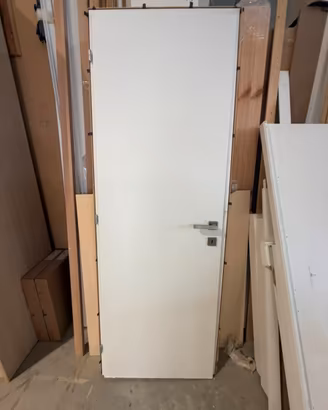 Porta interna in legno laccato bianco