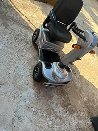 Scooter elettrico anziani