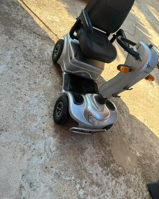 Scooter elettrico anziani