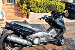 Yamaha T Max - 2003