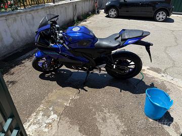 Yamaha r125