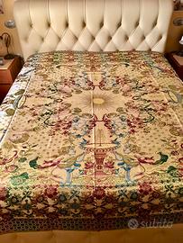 Copriletto antico seta san leucio