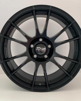 Cerchi in lega OZRacing Ultraleggera 7,5x17 ClioRs