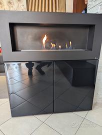 Biocamino con mobile incorporato 