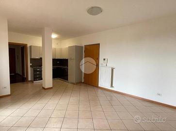 3 LOCALI A RODENGO SAIANO