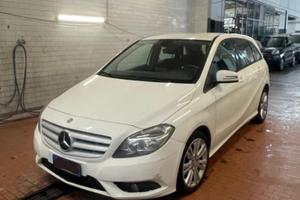MERCEDES-BENZ B 180 CDI Elegance