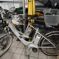 bici elettrica Flyer T5 ed Helkama E2800