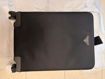 Trolley Prada in Re-Nylon e Saffiano