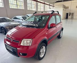 FIAT - Panda - 1.3 MJT 16V DPF 4x4 Climbing