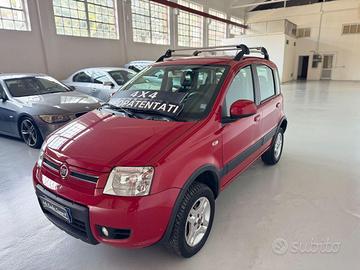 FIAT - Panda - 1.3 MJT 16V DPF 4x4 Climbing