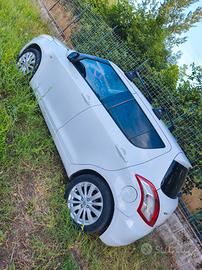 Suzuki swift 1.3 mtj 75cv