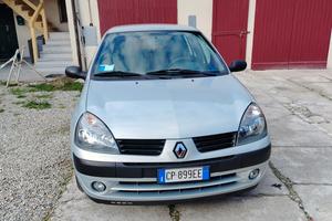 Renault Clio (42000 km) 