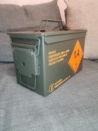 cassettina metallica militare 