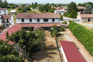 Villa di 360 m² con più di 5 locali e box auto dop