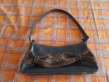 Borsa a spalla in vera pelle nera e marrone