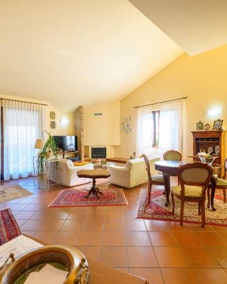 Roseto degli Abruzzi Villa con giardino