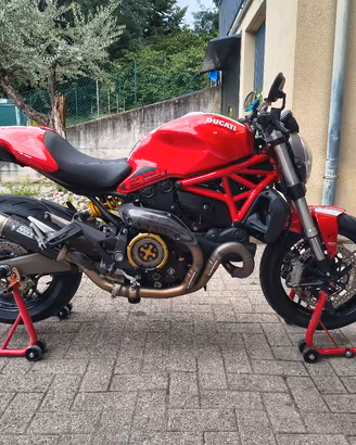 Ducati Monster 821