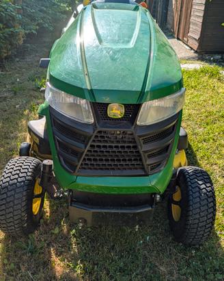 trattore tagliaerba John Deere X350R