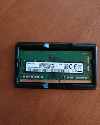 memoria RAM SO-DIMM DDR4 8gb prodotta da Samsung
