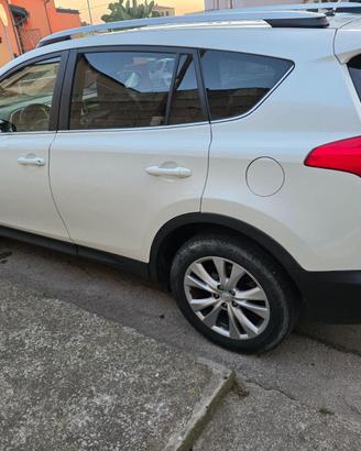 Rav 4
