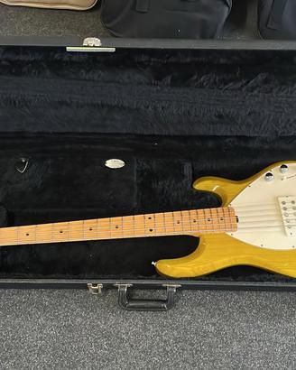 Music Man Stingray 5 