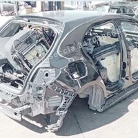 SCOCCA per taglio LAMIERA Mercedes classe A W177