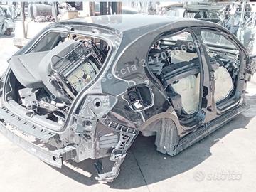 SCOCCA per taglio LAMIERA Mercedes classe A W177