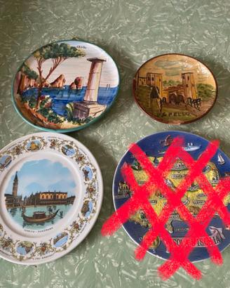 Piatti souvenir vintage da parete
