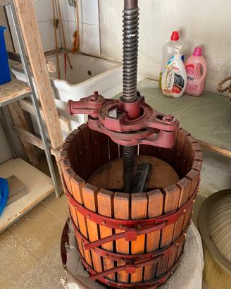 Torchio vino