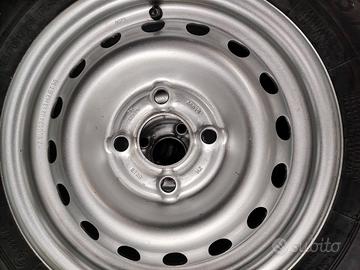 4 gomme complete per carrello 