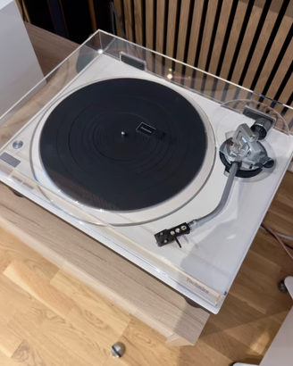 Giradischi Technics SL-1500C bianco