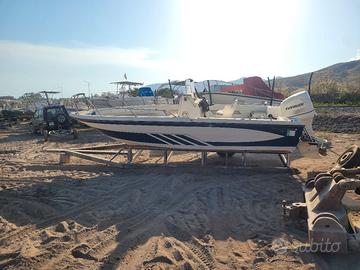 open Glastron 650