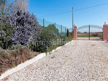BOTTEGHE. Splendida villa in stile Liberty libera