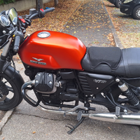 Moto Guzzi V7 II abs