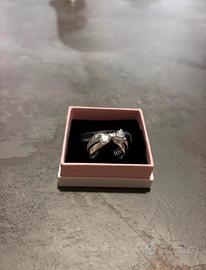 anello pandora con fiocco