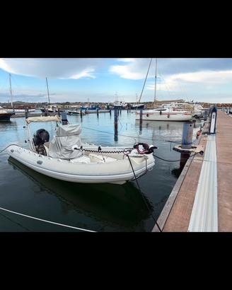 Gommone lomac