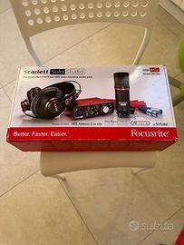 Boundle scarlett+microfono professionale +cuffie