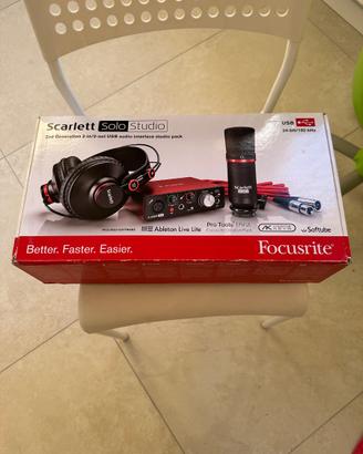 Boundle scarlett+microfono professionale +cuffie