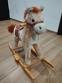 Cavallo a dondolo