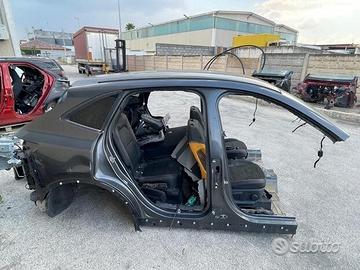 Ford Kuga 23 Scocca per tagliate Fianco dx