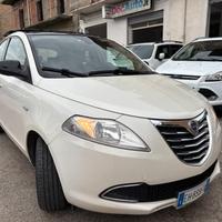 Lancia Ypsilon 0.9 TwinAir 85 CV 5 porte S&S Plati