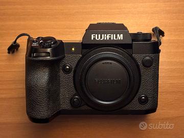 Fujifilm X-H2 con scatola originale e accessori